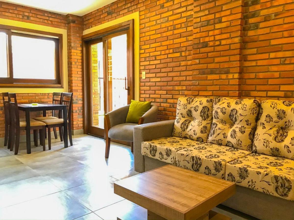 Aparthotel Los Laureles Немби Экстерьер фото