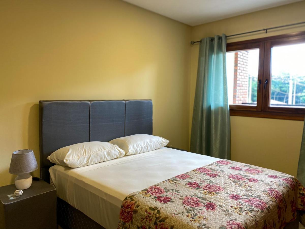 Aparthotel Los Laureles Немби Экстерьер фото